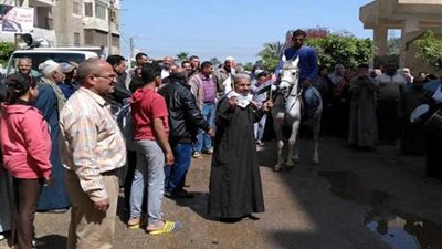 الطبل البلدي أمام لجان القليوبية.. صور