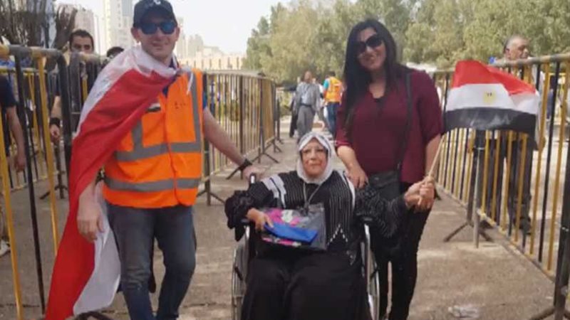 نماذج من آلاف المصريين