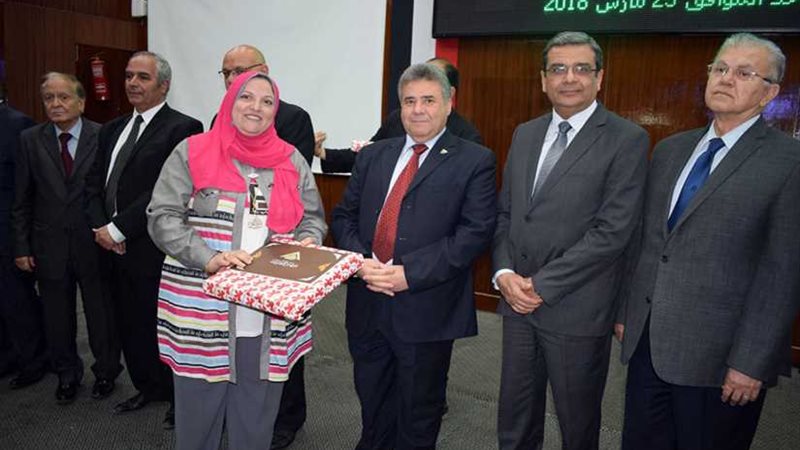 تكريم 74 من أمهات