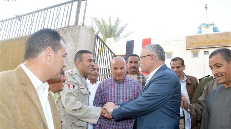 محافظ المنيا يتفقد