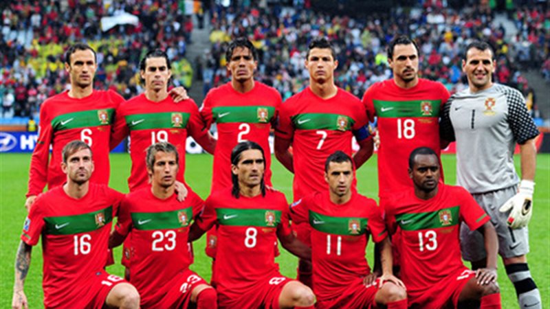 رونالدو يقود البرتغال