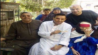 معمرة تصوت بانتخابات الرئاسة لضمان مستقبل أحفادها