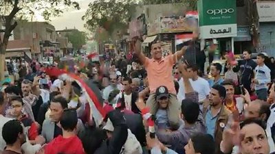 بالفيديو.. مسيرة حاشدة للناخبين بمنطقة التبين