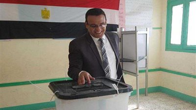 المتحدث باسم النواب يدلي بصوته في شبرا الخيمة