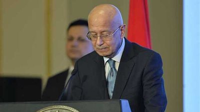 رئيس الوزراء : الإنتهاء من تطوير وتأمين الموانئ البحرية طبقا لجدول زمني