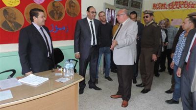 بالصور.. مدير أمن القليوبية يتابع سير العملية الانتخابية بمراكز الاقتراع