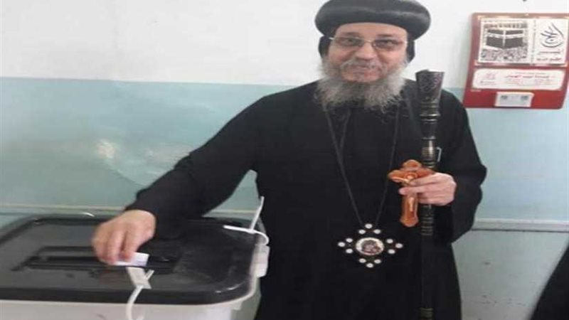 الأنبا يواقيم يدلي