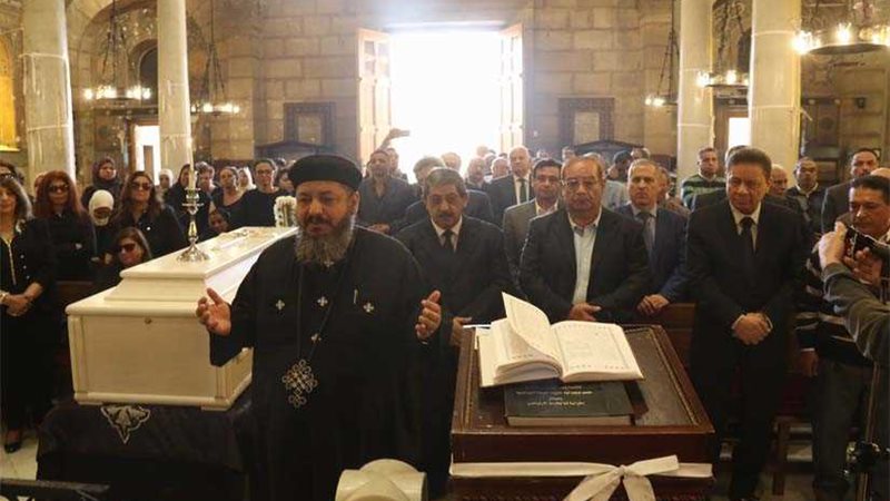 بالصور.. كبار الكتاب