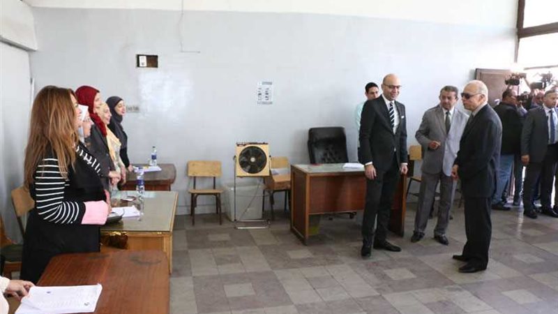 محافظ القاهرة يناشد