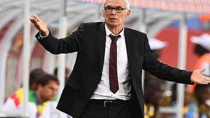 كوبر يتعرض لأزمة