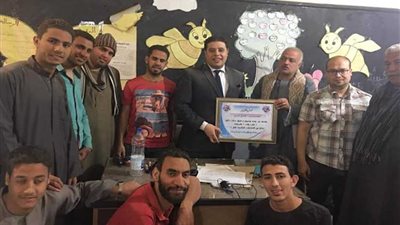 شكر وتقدير من قرية لرئيس لجنتها الانتخابية