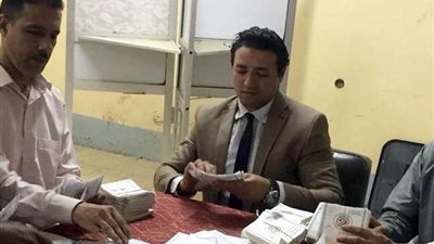 49604 أصوات للسيسي مقابل 2247 لموسى بمركز البداري بأسيوط