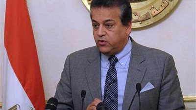 وزير التعليم العالي يعتمد تعيين مجموعة من العمداء بالمعاهد الخاصة