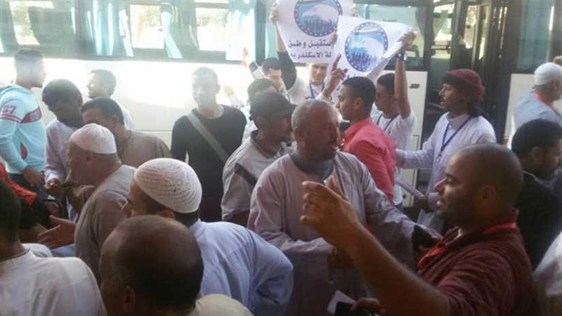 تزاحم أمام اللجان