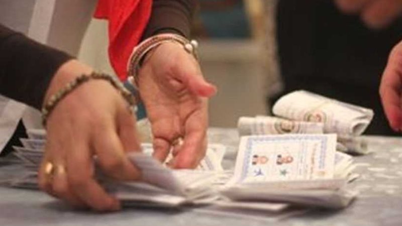 السيسي يحصد 727 ألفًا