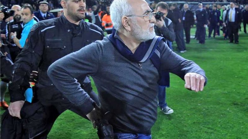 مندوب الفيفا يوصي