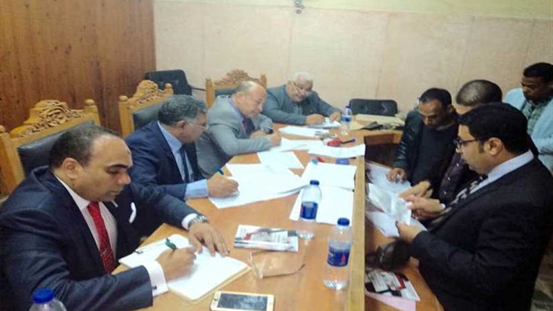 قصة قاضٍ أحال مرسي