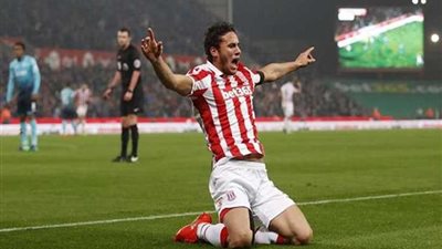 تعرف على حقيقة اقتراب الأهلي من استعارة رمضان صبحي موسمين