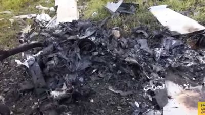 بالفيديو .. شاهد حطام طائرة إسرائيلية بدون طيار بعد سقوطها فى لبنان