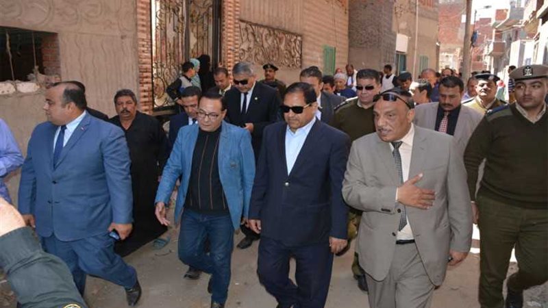 محافظ الغربية يزور