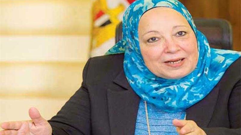 إحالة إداري بالبنك