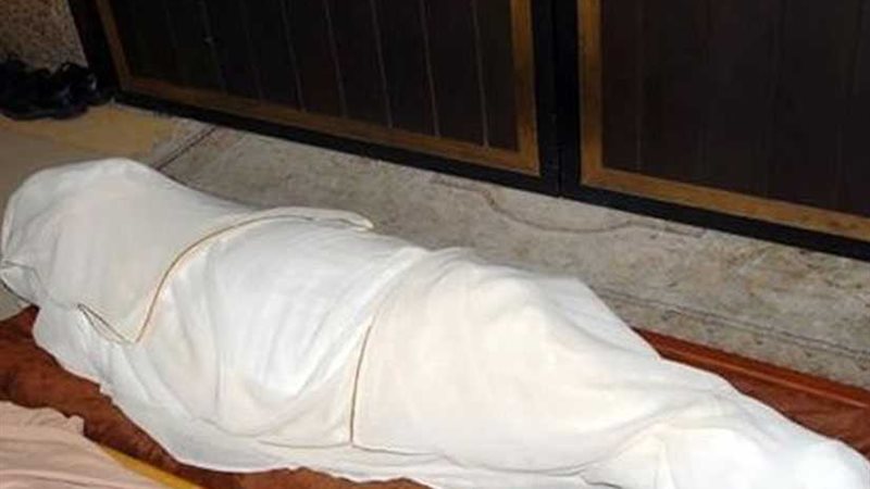 انتحار موظفة لمرض