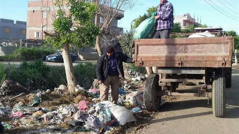 رفع 40 طن قمامة من