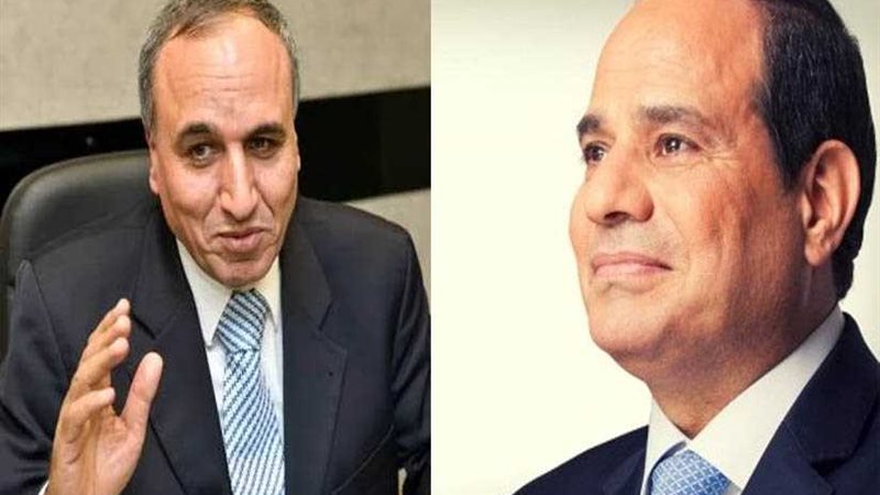 نقيب الصحفيين يهنئ