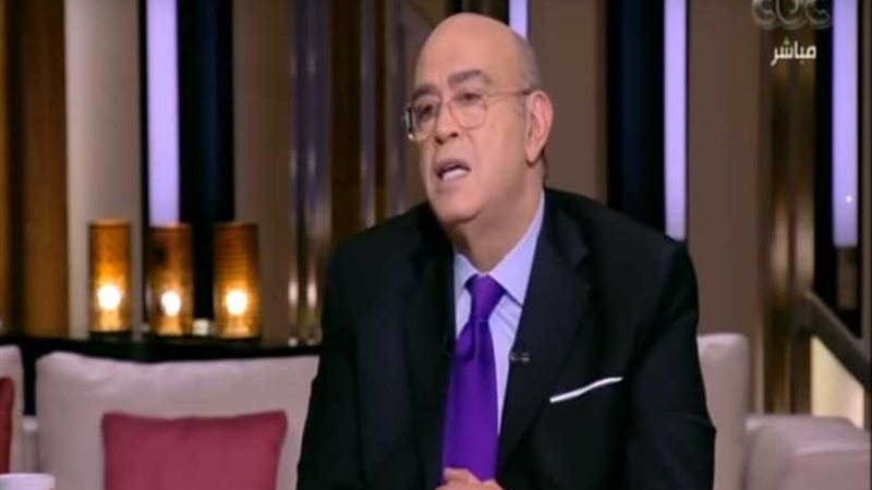 عماد أديب ينصح الرئيس