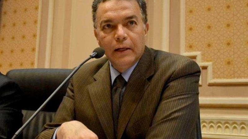 مؤتمر لوزير النقل