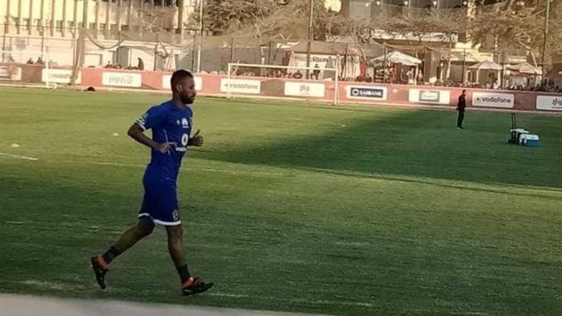 بالصور.. عاشور يواصل