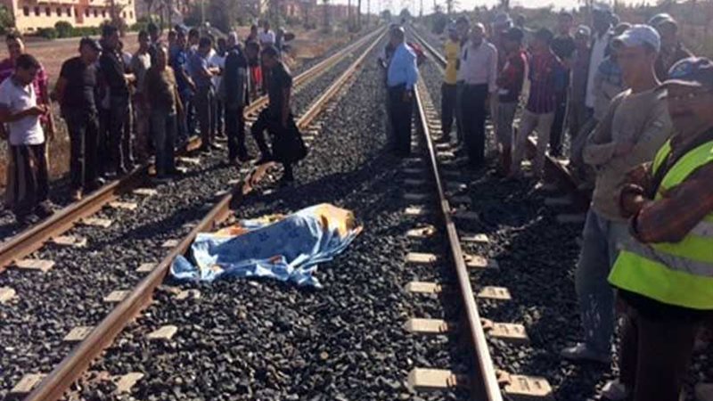 قطار يدهس طالبًا