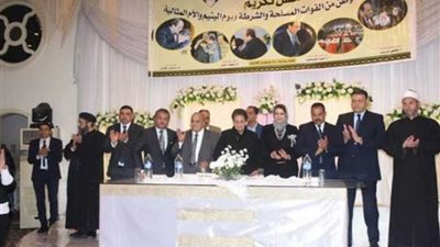 محافظ البحيرة تشهد تكريم أمهات الشهداء (صور)