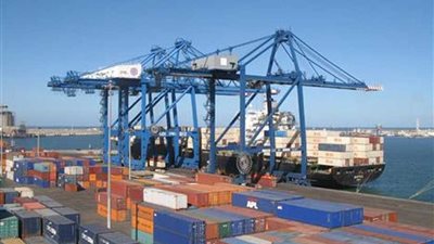 شركة أوكرانية تدرس إمكانية الاستثمار في النقل النهري بميناء دمياط