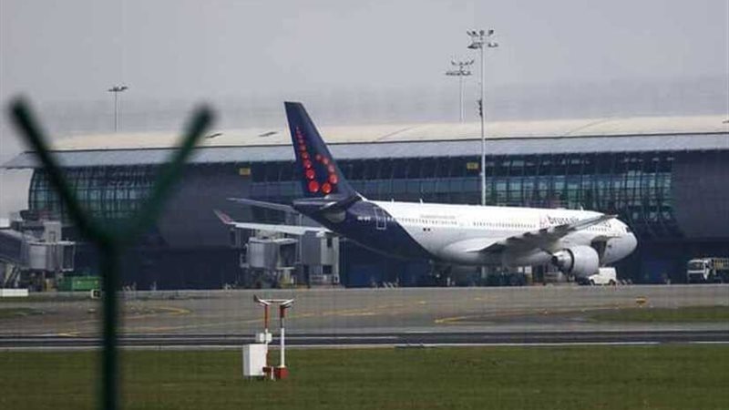 عطل يضرب نصف الرحلات