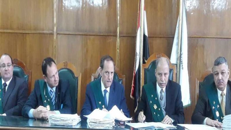 الحكومة تطالب النادى