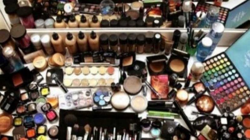 ضبط مصنع أدوية ومستحضرات