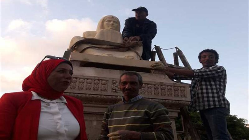 الإسكندرية تعيد تمثال