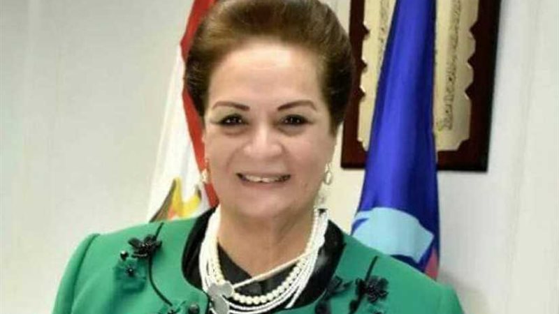 محافظ البحيرة تهنئ