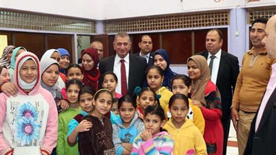 محافظ كفرالشيخ يزور دار 