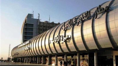 بعد توقف عامين ... وصول أول طائرة روسية لمطار القاهرة الأربعاء