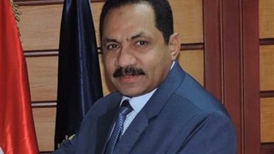 الحوت الأزرق يصل الإسكندرية