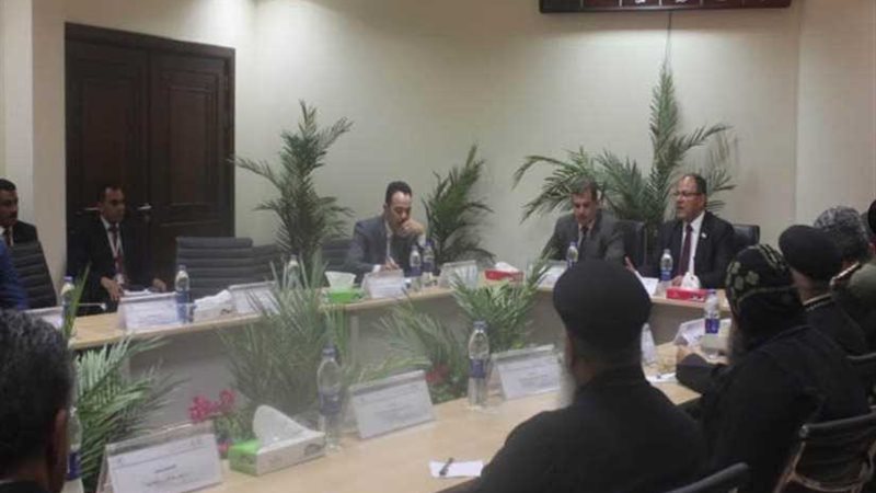 خط جوي يربط أسيوط