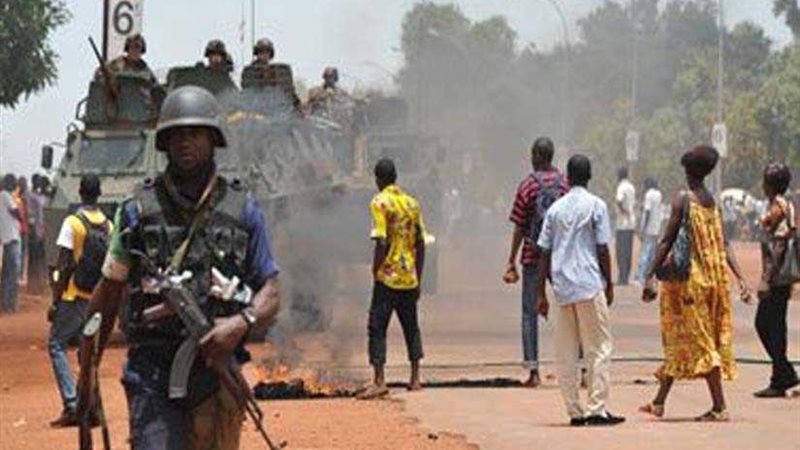 تبادل كثيف لإطلاق