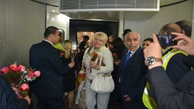 مطار القاهرة يستقبل أول رحلة روسية قادمة من موسكو