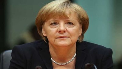 ميركل تبحث هاتفيًا مع ماكرون الأوضاع في سوريا