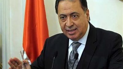 وزير الصحة: توزيع 456 جهاز 