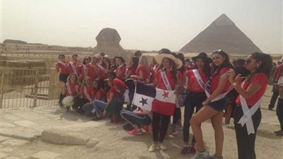 ملكات جمال العالم في منطقة أهرام الجيزة