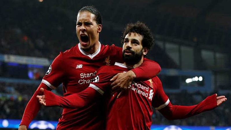 «صلاح» يسجل ويقود