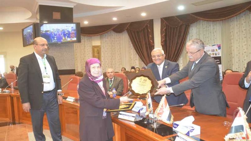 المياه البيضاء وزرع